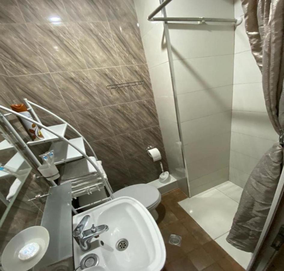 Guest Room "Trip Spirit" Tbilisi Exteriör bild
